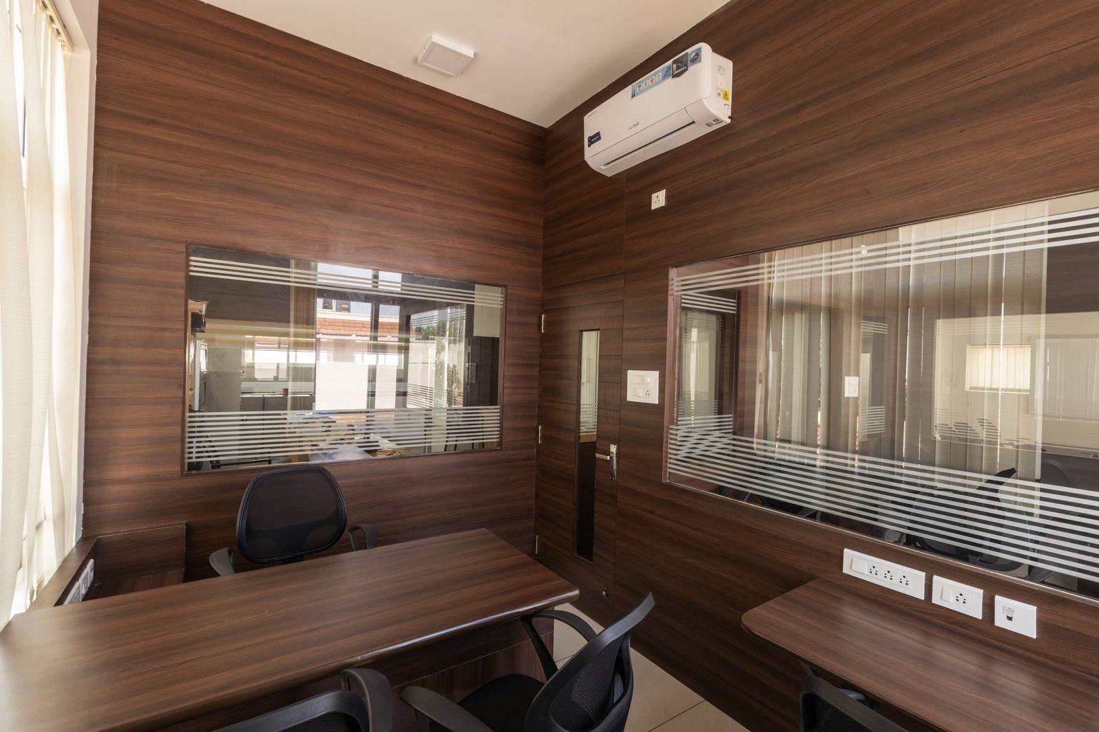 Walnut-panelled private cabin